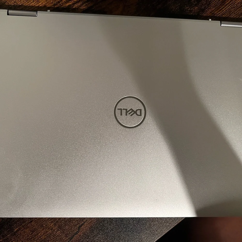 Silver DELL Inspiron 7306 2n1